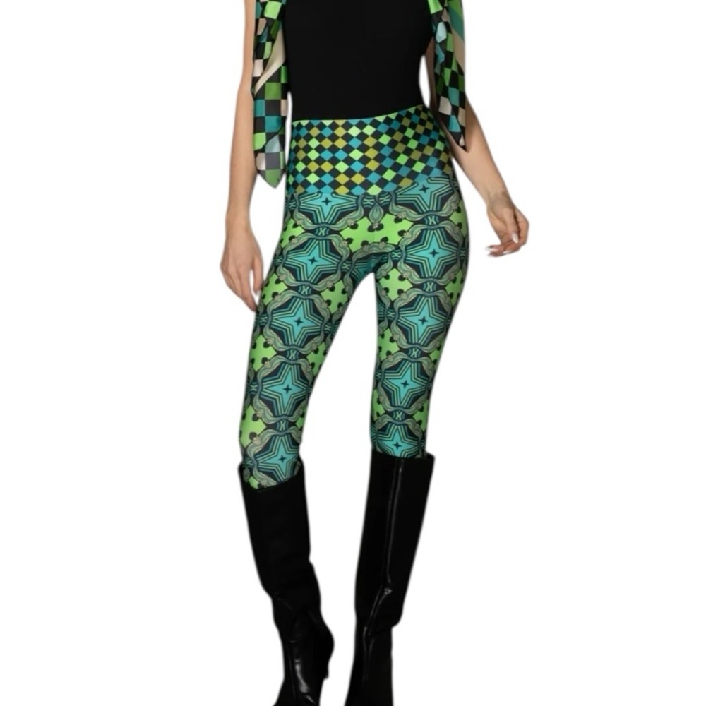 NWT Nuvula ST-Stars Print Green & Blue Leggings Size Small Retail $158